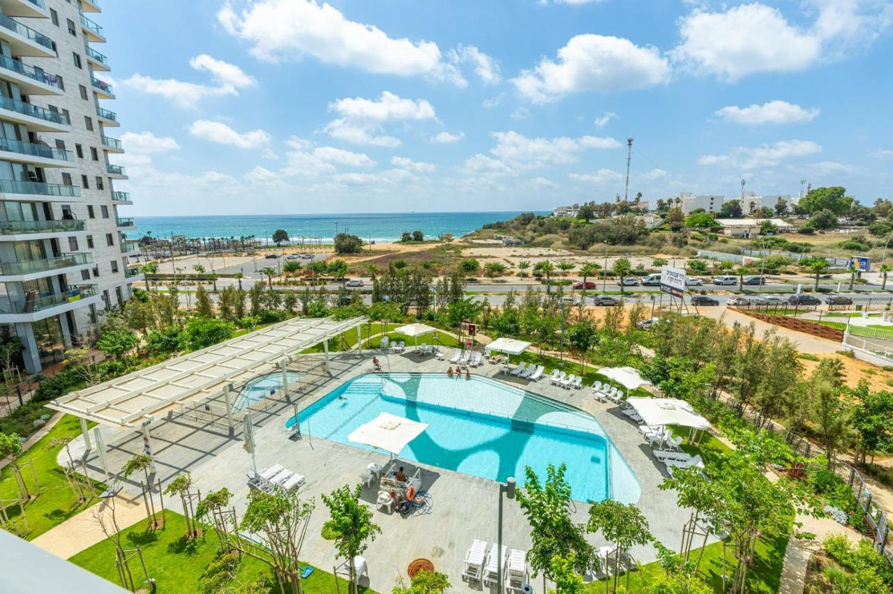 Appartement סיאסטה מול הים המיקום הטוב ביותר Seasta By The Sea Best Location In Town à Hadera Extérieur photo